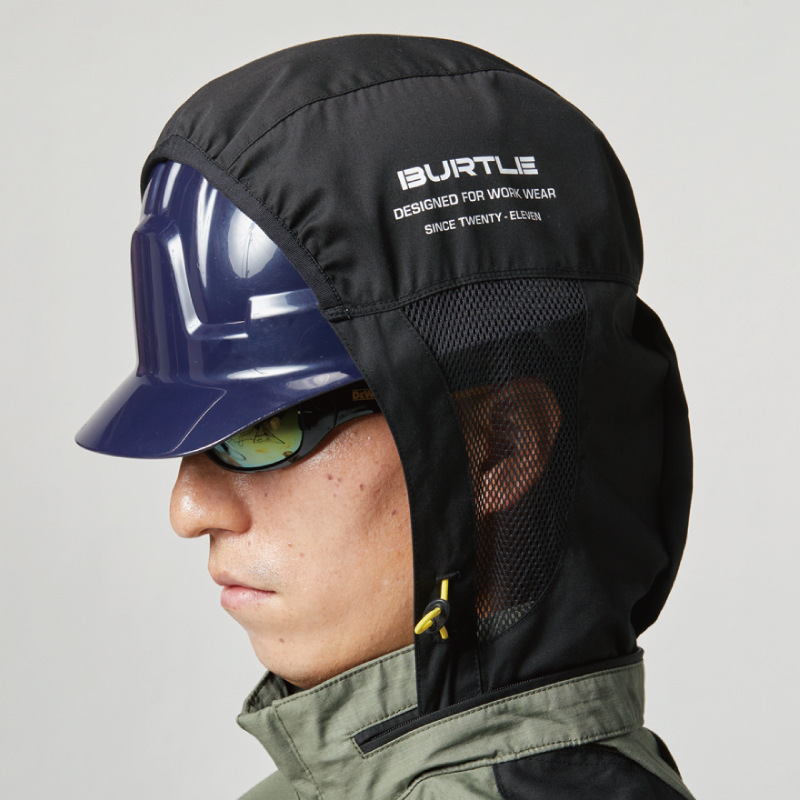 収納式大型フード(スピンドル付き)ビックロゴプリント、メッシュ構造フード※特許取得済